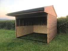 Open Fronted Field Shelter with Black Painted Subframe