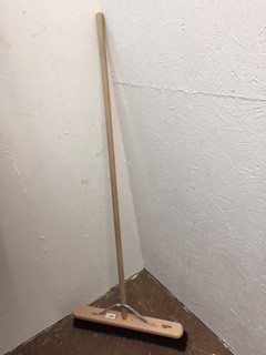 Industrial Stiff 610mm Platform Broom with Handle image #1