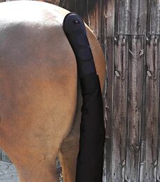 Padded Horse Tail Guard with Tail Bag