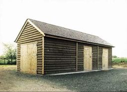 Utility Building, Garage & Laundry Room